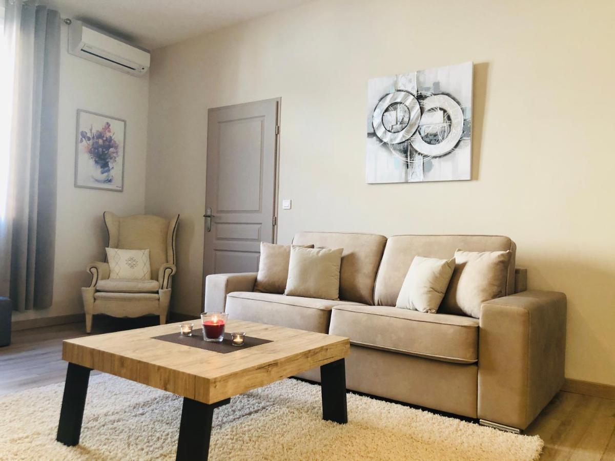 Les Volets Rouges Apartment Cavaillon Luaran gambar